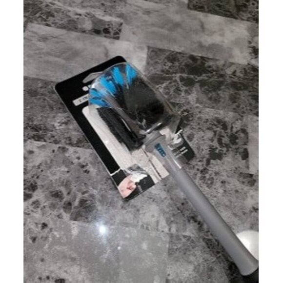 New 2-in-1 Shaker Bottle and Straw Cleaning Brush, 1 Pack,Gray - Picture 2 of 4